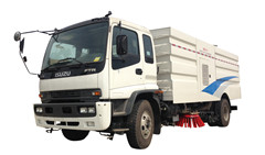 truk pembersih penyapu jalan truk ISuzu FTR FVR