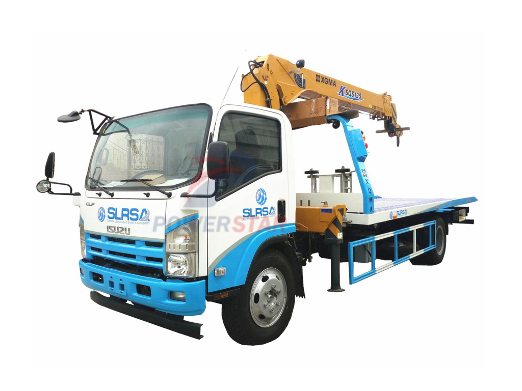 Penghancur Isuzu Recovery dengan Crane