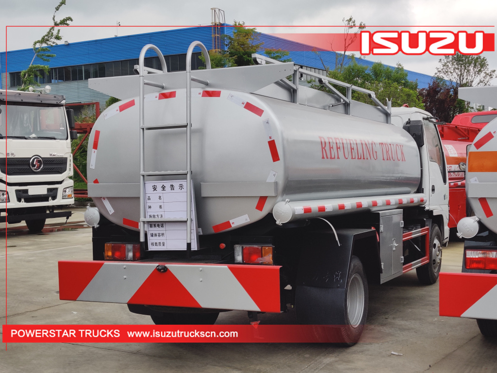 4,000L Isuzu Fuel tank truck for light diesel oil delivery