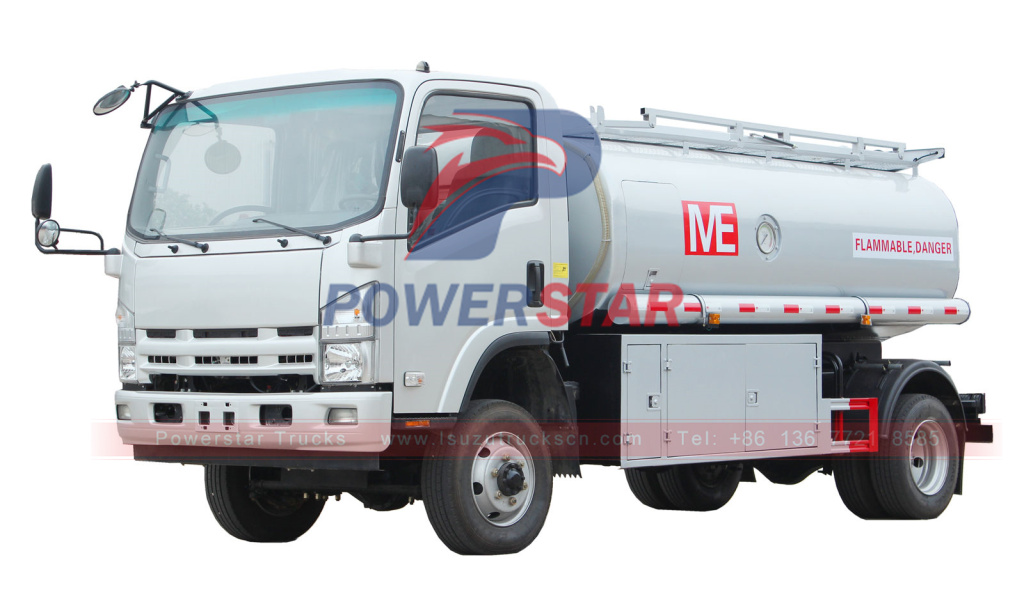 Truk tanker minyak bahan bakar off road ISUZU 4X4 NPR/ELF/700P baru