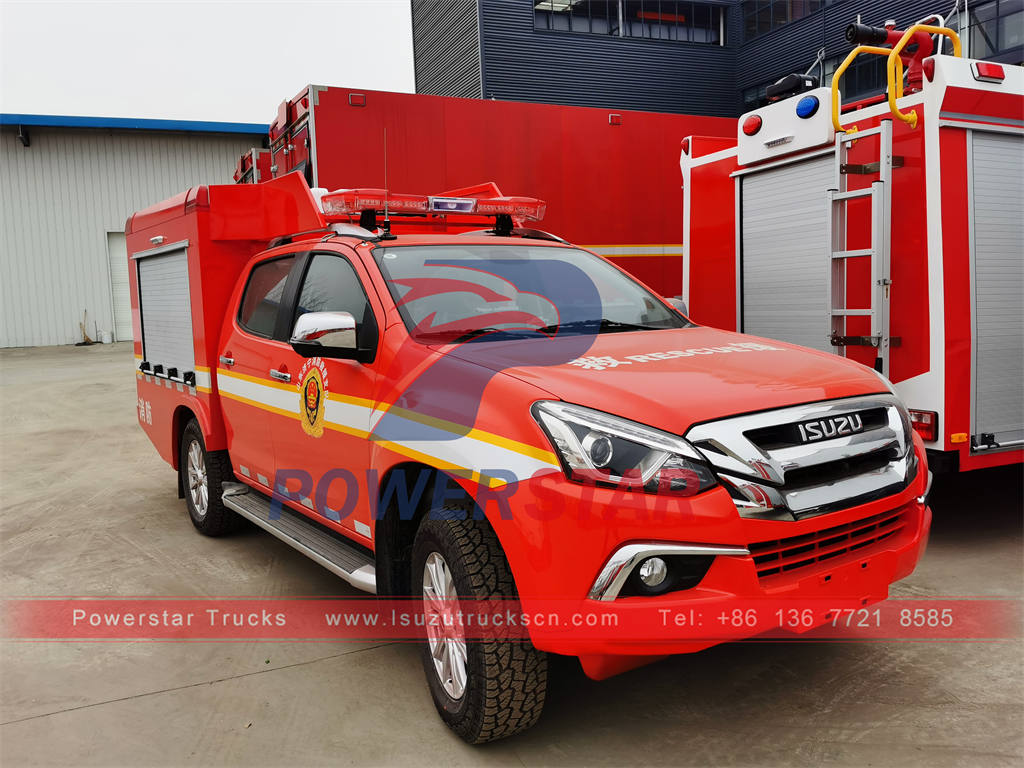 ISUZU AWD pickup fire fighting truck