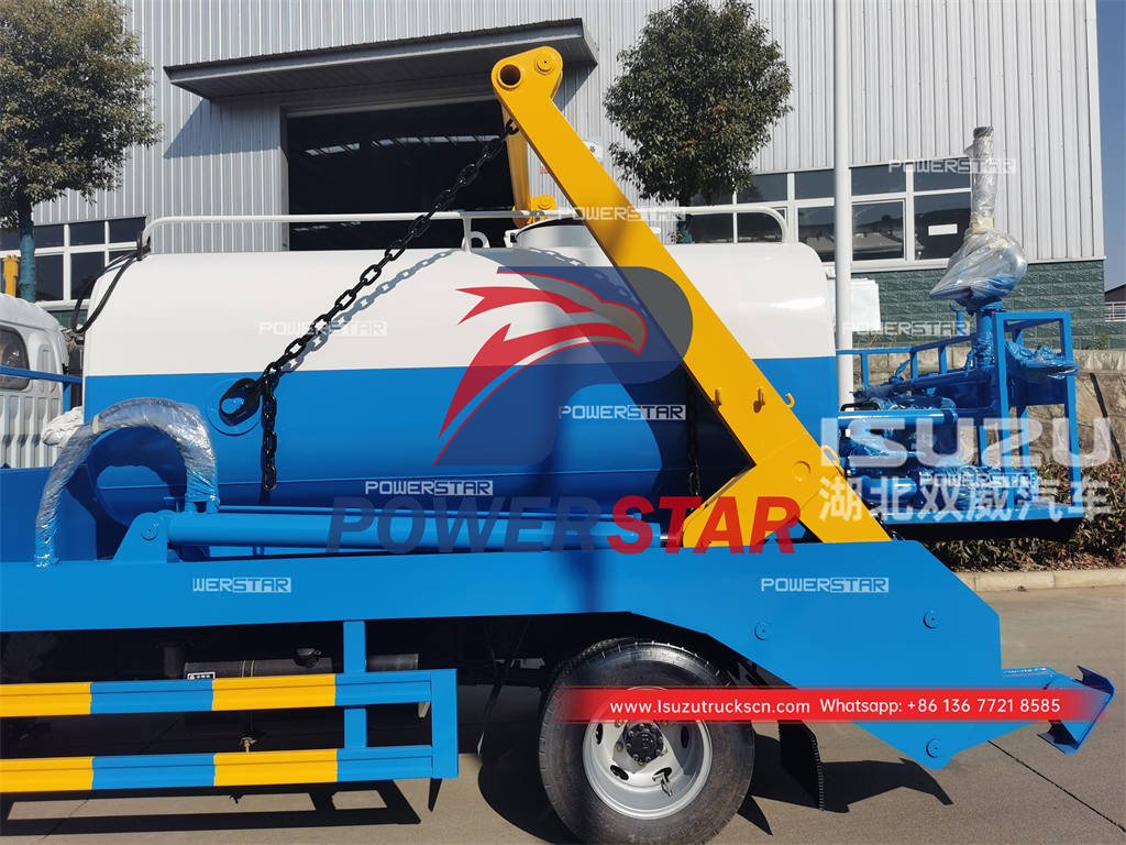 Good price ISUZU skip bin lifter mounted water bowser for Dominican