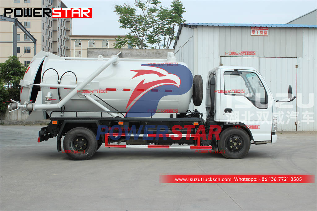 Good quality ISUZU 4Ã—4 vacuum suction truck at discount price