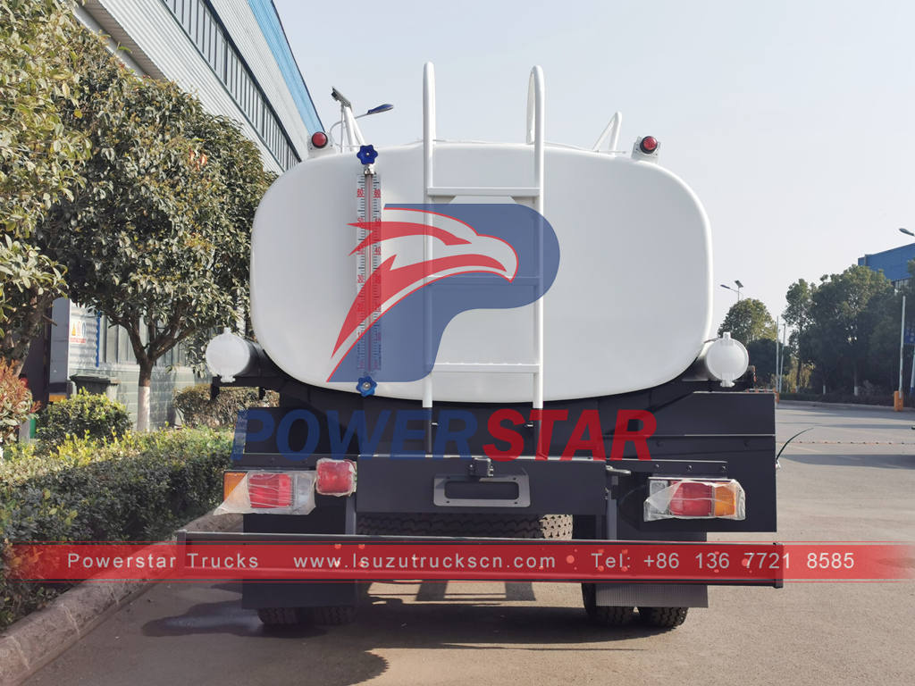 ISUZU 4Ã—2 stainless steel water spray truck on promotion