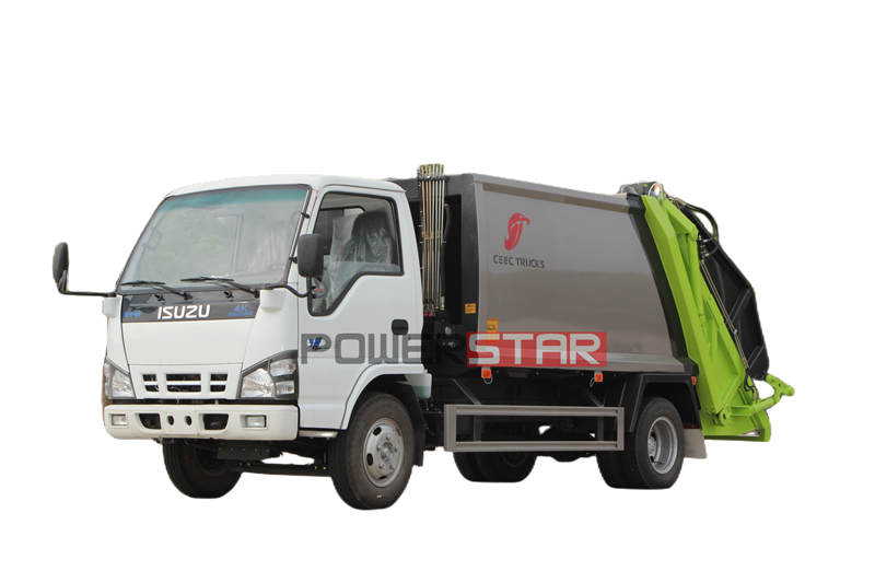 Truk pemadat sampah Isuzu 600P