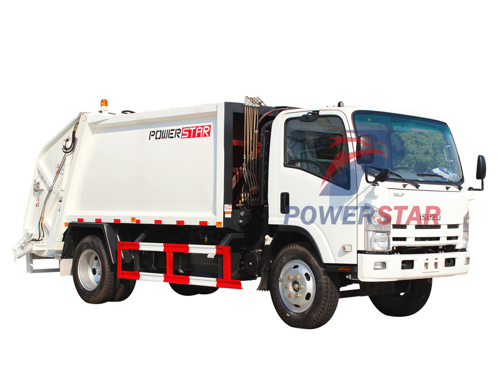 Truk pemadat sampah Isuzu