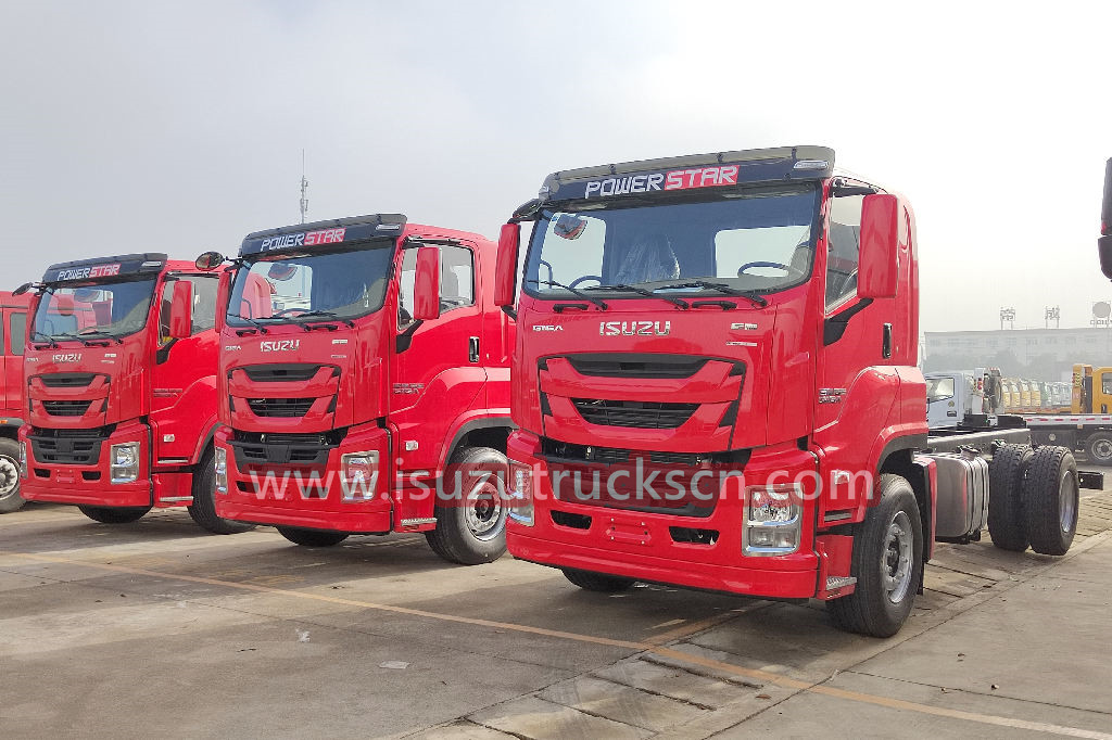 Sasis truk pemadam kebakaran ISUZU GIGA 4x2 model 420HP