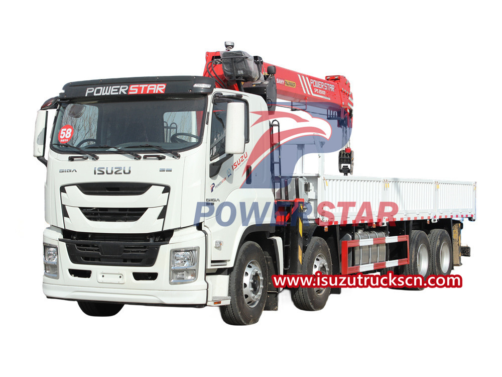 Truk Isuzu GIGA dengan crane 10 ton