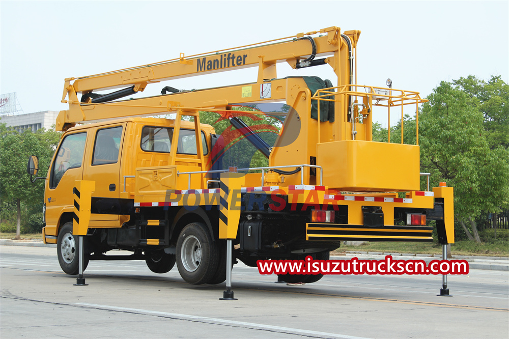 Truk manlifter Isuzu