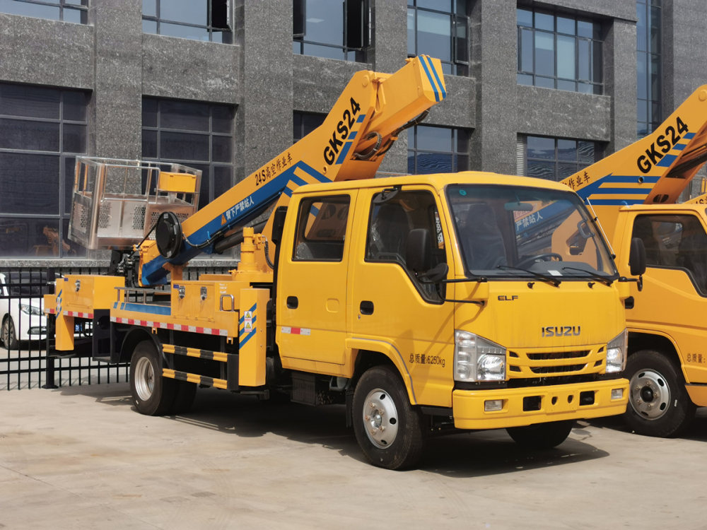 Aerial Lift Manlifter Trucks Isuzu