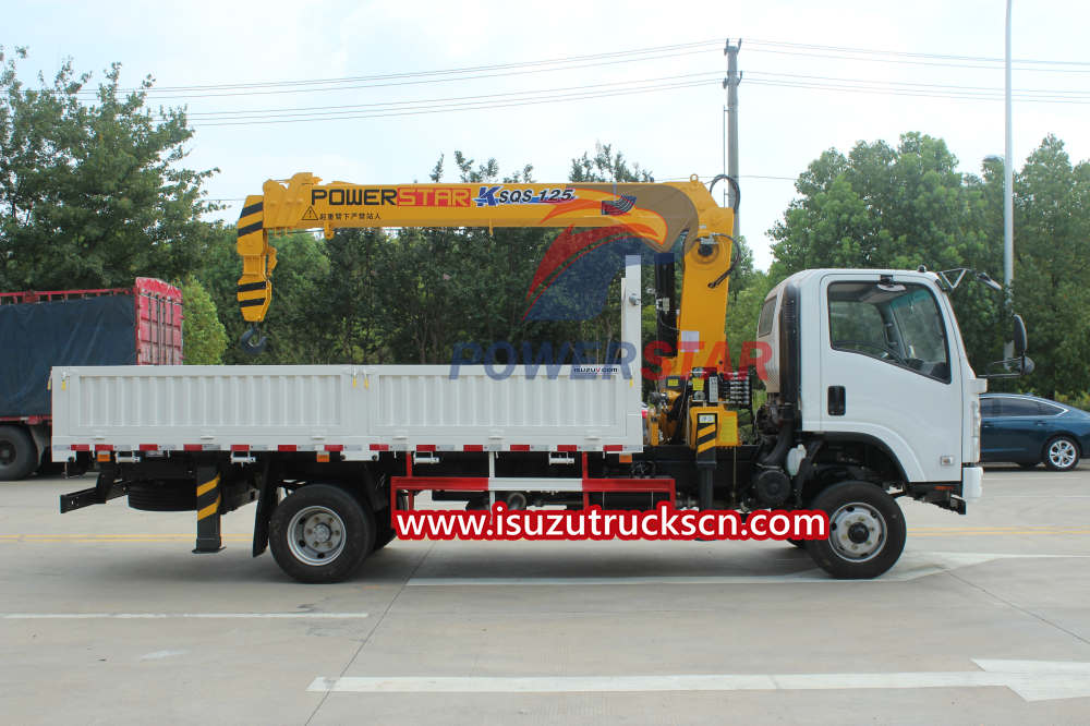 Isuzu off road truck chassis mounted boom crane for UN Ethiopia