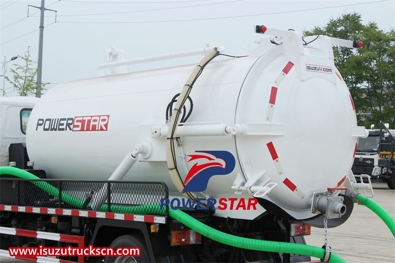 isuzu vacuum tanker truck