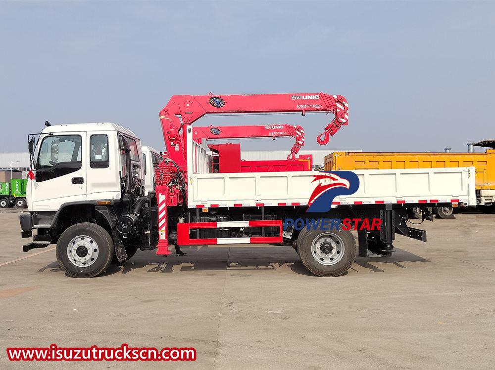 Derek truk seluler Isuzu