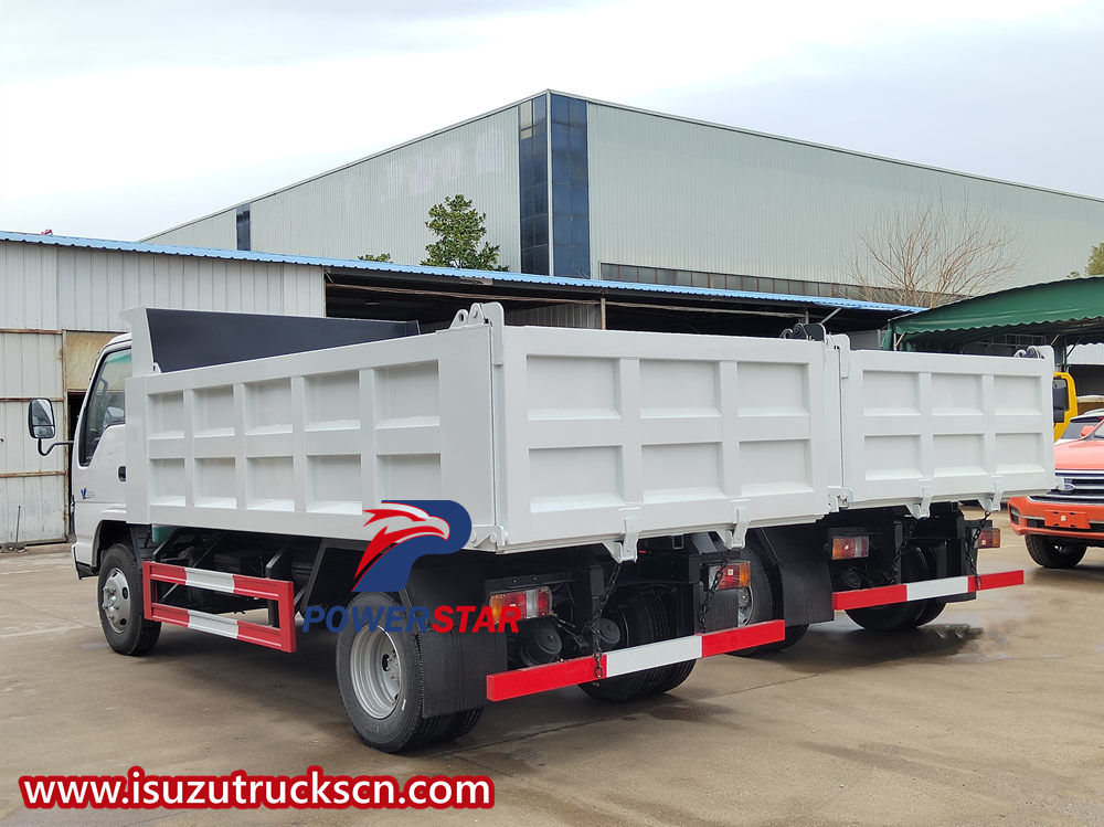 Truk tipper Isuzu