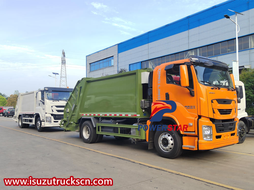 Truk pemadat pemuat belakang Isuzu