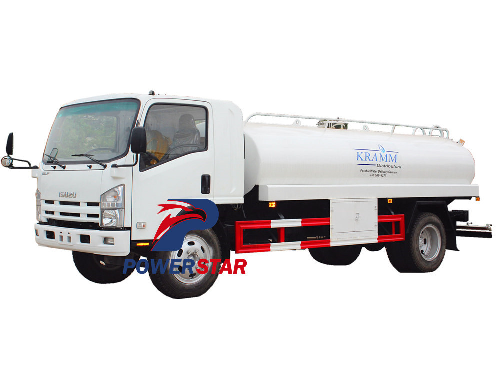 Truk air minum Isuzu 9000L