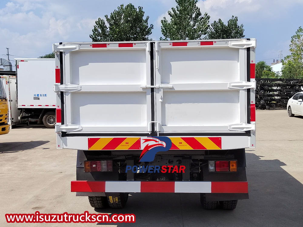 Truk pembuangan Isuzu