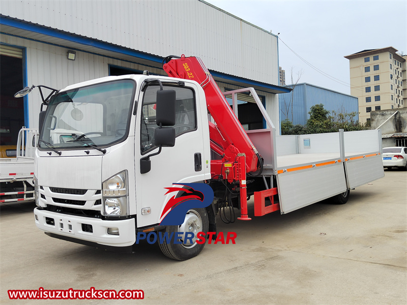 Isuzu 700P 5 tons knuckle boom truck mounted crane