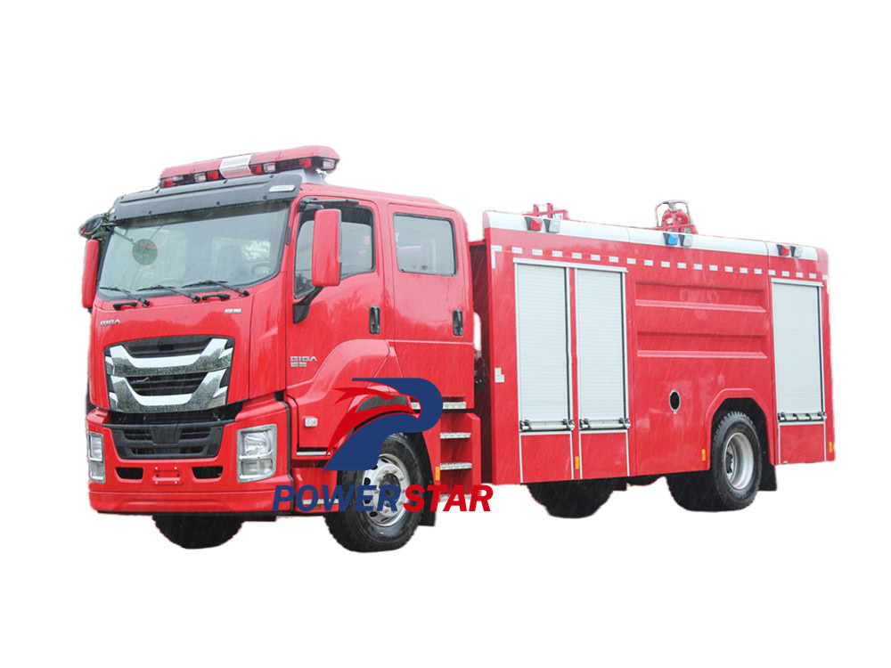 Isuzu 4x4 airport fire truck 