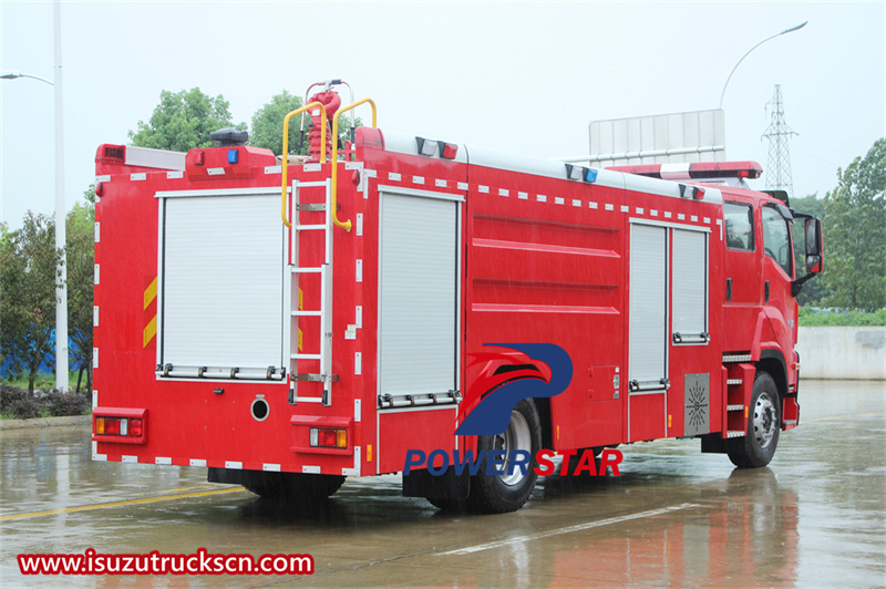  Isuzu 4x4 rescue fire fighting truck