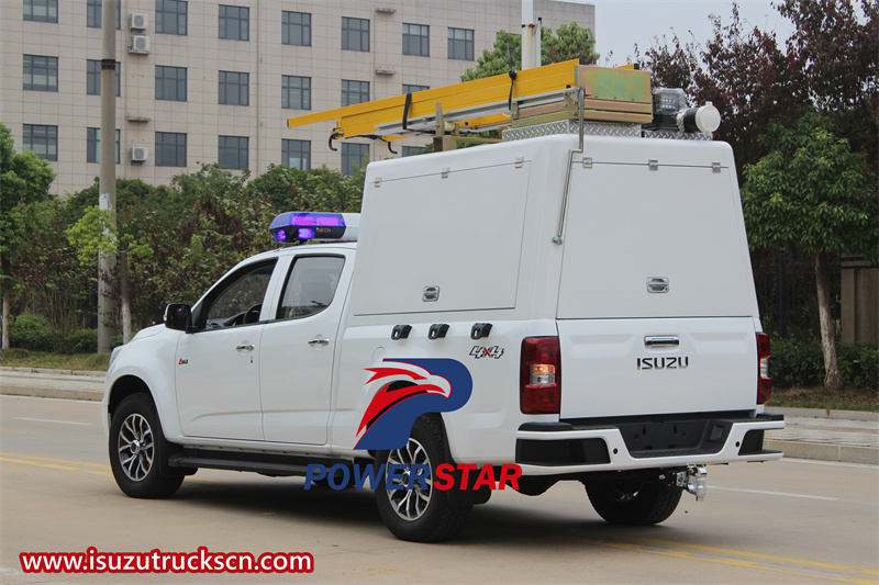 Isuzu 4X4 mobile service pickup truck