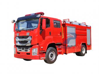 Isuzu 4x2 GIGA foam water fire truck