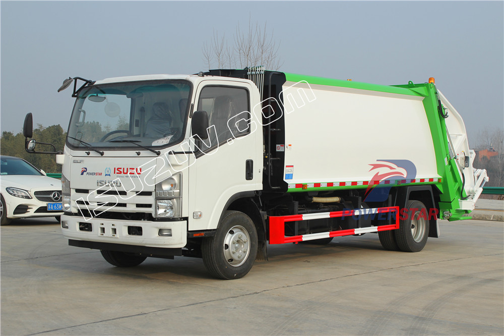 Pentingnya sistem hopper untuk truk pemadat sampah isuzu
    