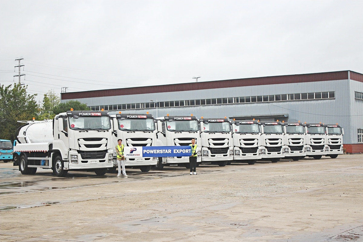 Moldova 10 unit Truk Vakum Isuzu GIGA dengan pompa MORO PM80A