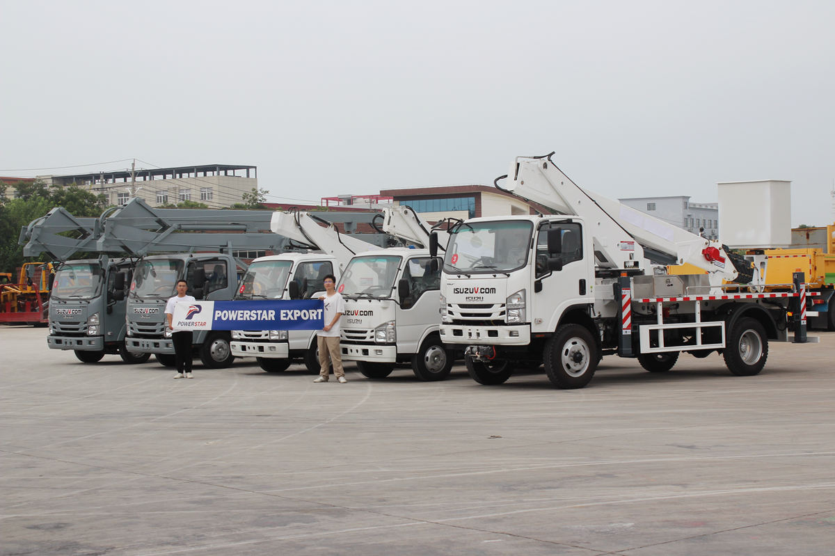 Pelanggan Sierra Leone memesan 5 truk platform kerja udara ISUZU
    