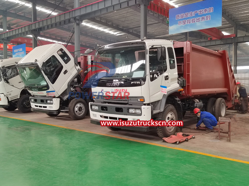 Bagaimana cara memproduksi truk pemadat sampah Isuzu terbaik?
    