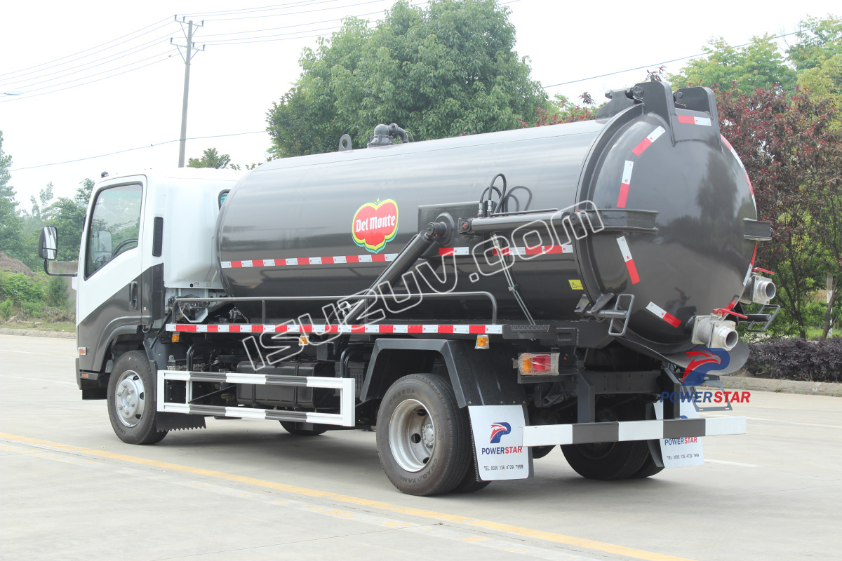 Truk tanker pengisap limbah Isuzu NPR dengan pompa air 65QA 50/110A
    