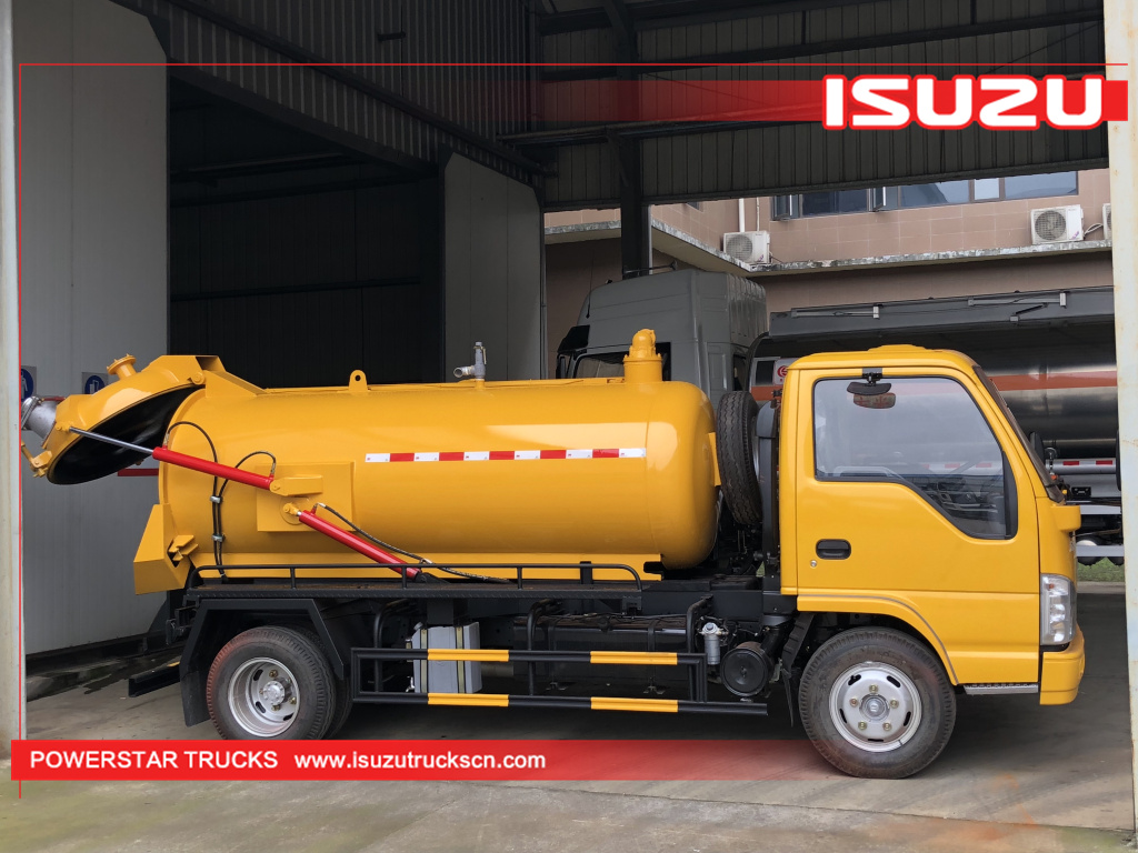 Truk Pengisap Limbah ISUZU 4.000L baru (Tanker Vakum) untuk dijual
    