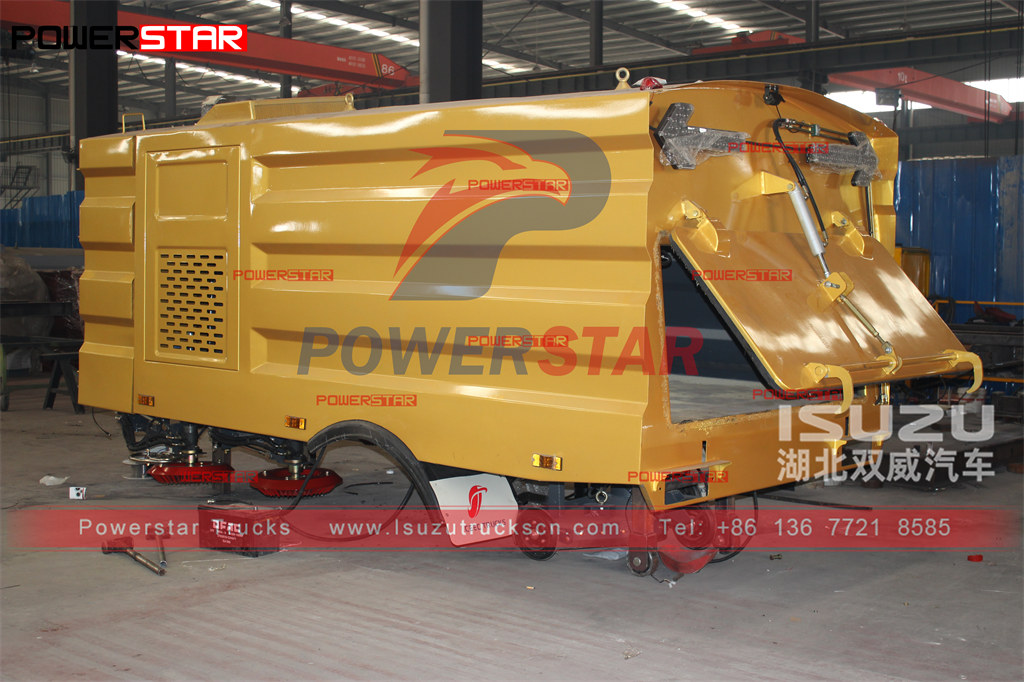 POWERSTAR 4+1cbm Kit bodi atas penyapu jalan diekspor ke Pakistan berdasarkan truk HINO 300
    