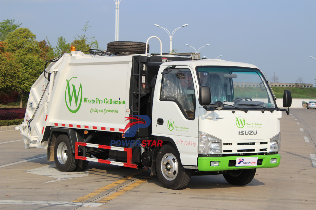 Truk pemadat sampah Filipina Isuzu seberat 3 ton
    