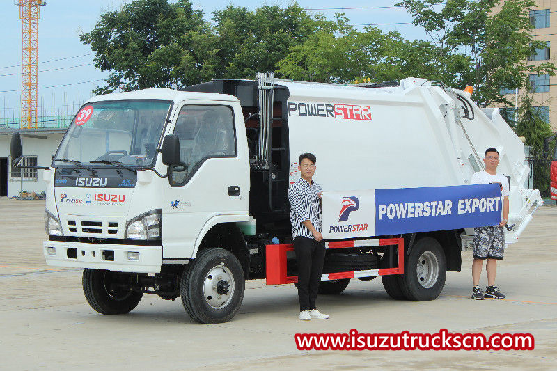 Truk Pemadat Sampah ISUZU 4x4 offroad 4WD 6CBM NKR Baru
    