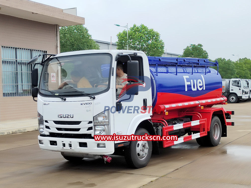 Tindakan pencegahan keselamatan untuk transportasi truk tangki Isuzu
    