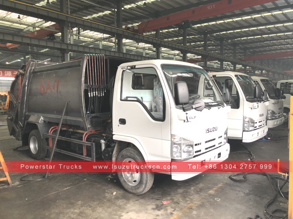 Filipina 10 unit truk pemadat sampah 5cbm isuzu
    