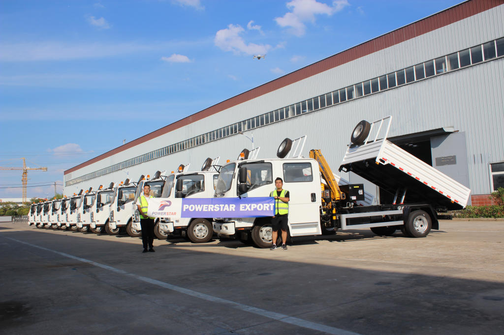 Truk sampah Isuzu NPR Kazakhstan 15 unit dengan boom crane XCMG